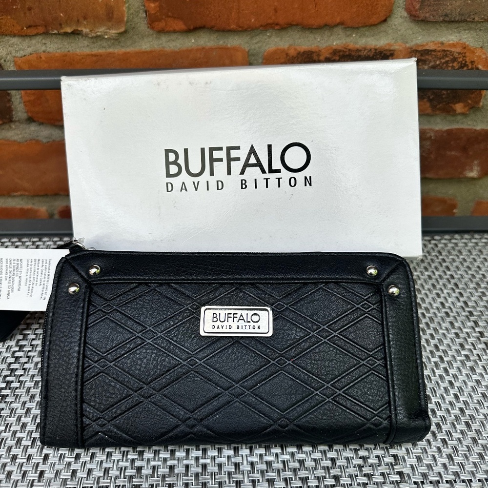 Buffalo David Bitton New Black Wallet